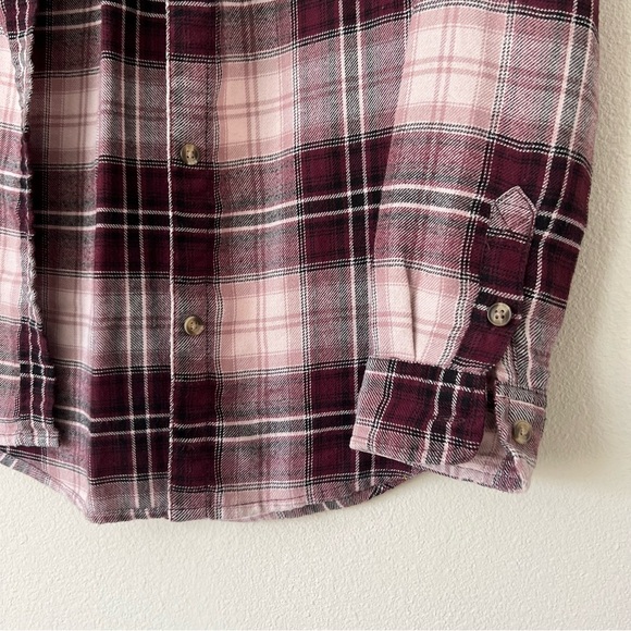 American Eagle Ahh-Mazingly Soft Boyfriend Plaid Flannel Button Down Shirt - Picture 5 of 11